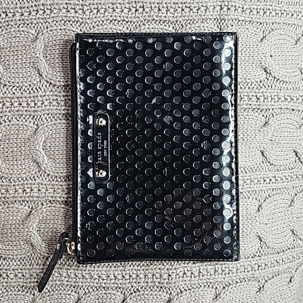 Black Kate Spade Money Bag